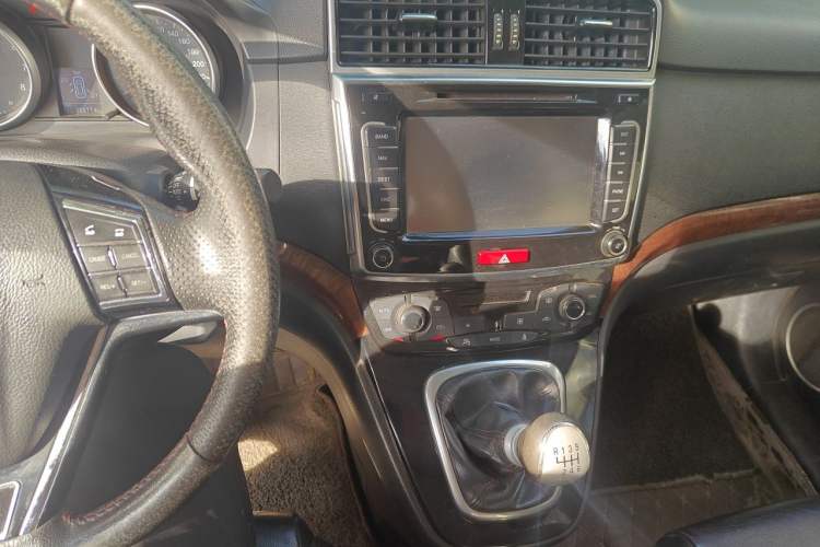 Used Haval H6 2014 Sport Version 1.5T Manual Two-Wheel Drive Elite Edition Audio And AC Panel