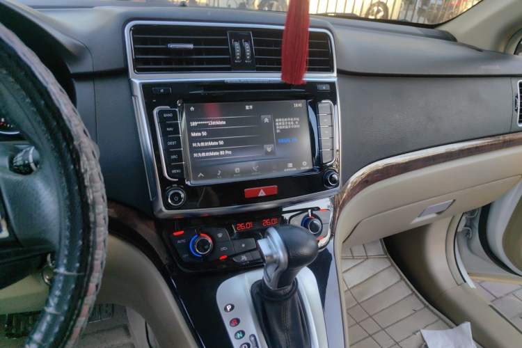 Used Haval H6 2014 Sport Edition 2.4L Automatic Elite Model Audio And AC Panel