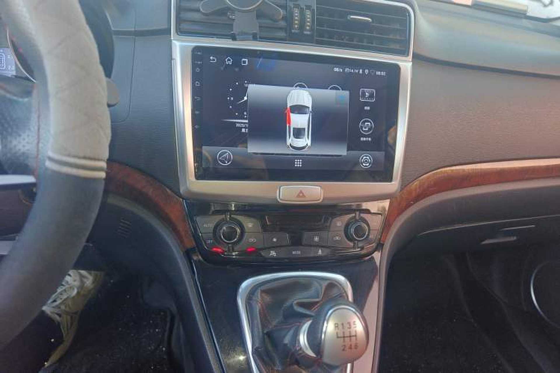 Used Haval H6 2014 Sport Version 1.5T Manual Two-Wheel Drive Elite Edition Audio And AC Panel