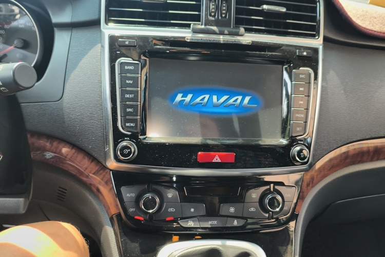 Used Haval H6 2014 Sport Version 1.5T Manual Two-Wheel Drive Elite Edition Audio And AC Panel