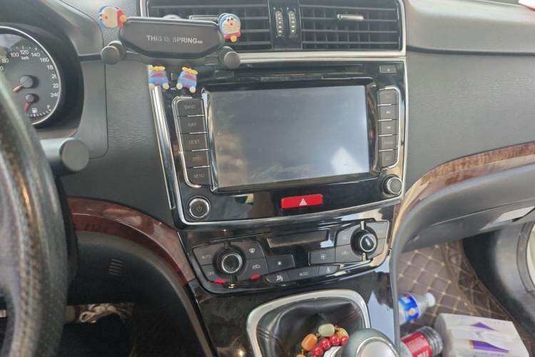 Used Haval H6 2014 Sport Version 1.5T Manual Two-Wheel Drive Elite Edition Audio And AC Panel