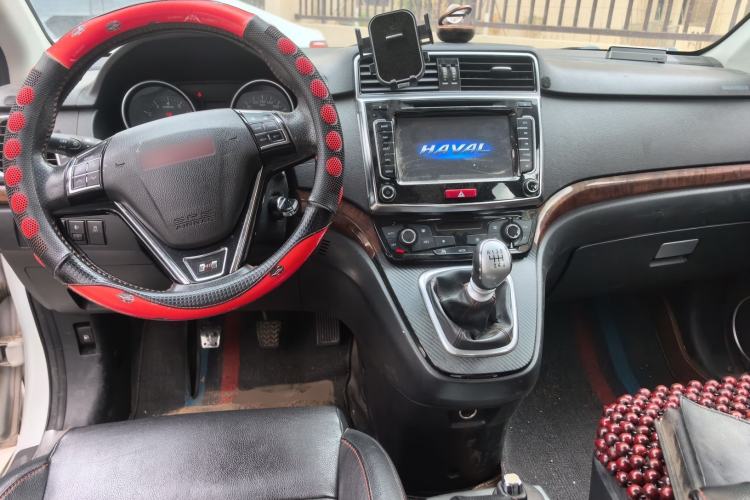 Used Haval H6 2014 Sport Edition 1.5T Manual 4x4 Elite Model Center Console