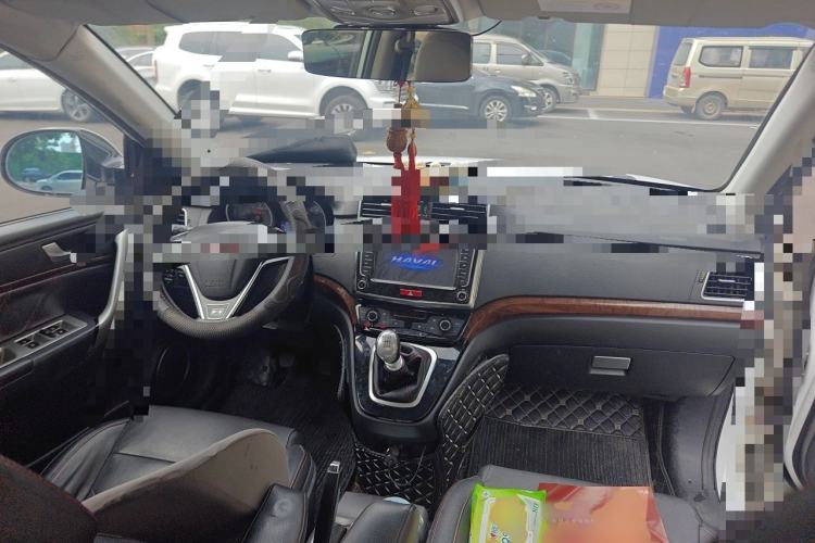 Used Haval H6 2014 Sport Version 1.5T Manual Two-Wheel Drive Elite Edition Center Console
