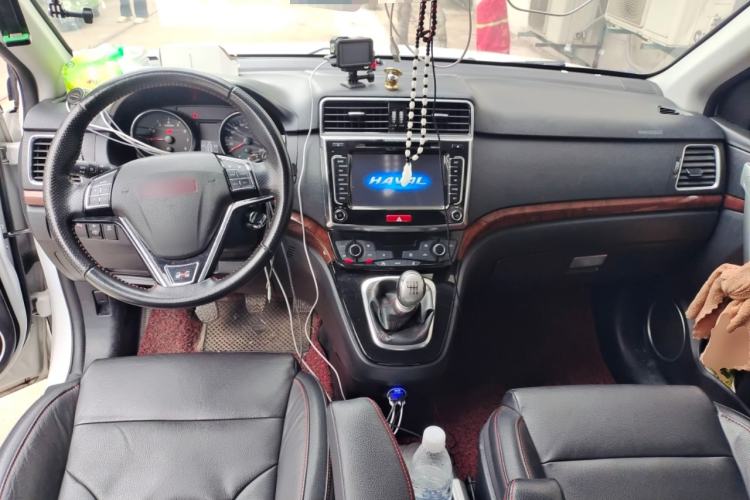 Used Haval H6 2014 Sport Version 1.5T Manual Two-Wheel Drive Elite Edition Center Console