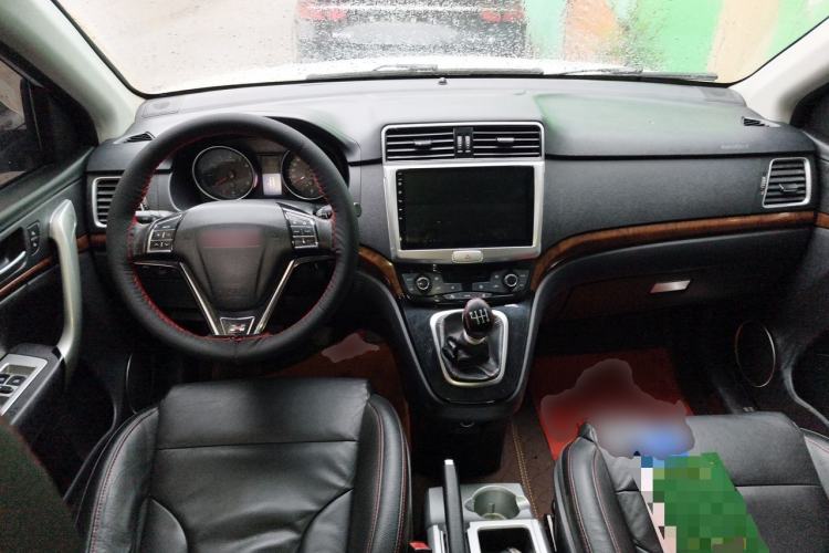 Used Haval H6 2014 Sport Version 1.5T Manual Two-Wheel Drive Elite Edition Center Console