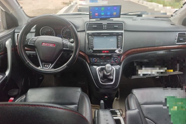 Used Haval H6 2014 Sport Version 1.5T Manual Two-Wheel Drive Elite Edition Center Console