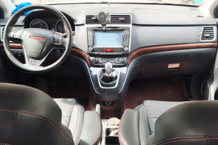 Used Haval H6 2014 Sport Version 1.5T Manual Two-Wheel Drive Elite Edition Center Console