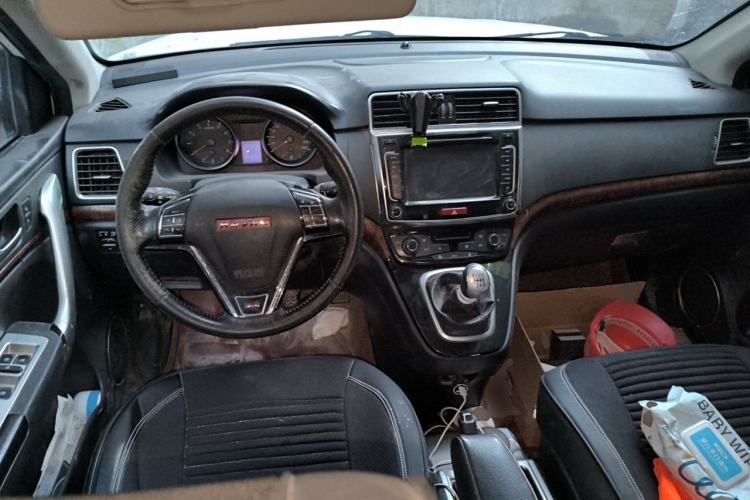 Used Haval H6 2014 Sport Version 1.5T Manual Two-Wheel Drive Elite Edition Center Console
