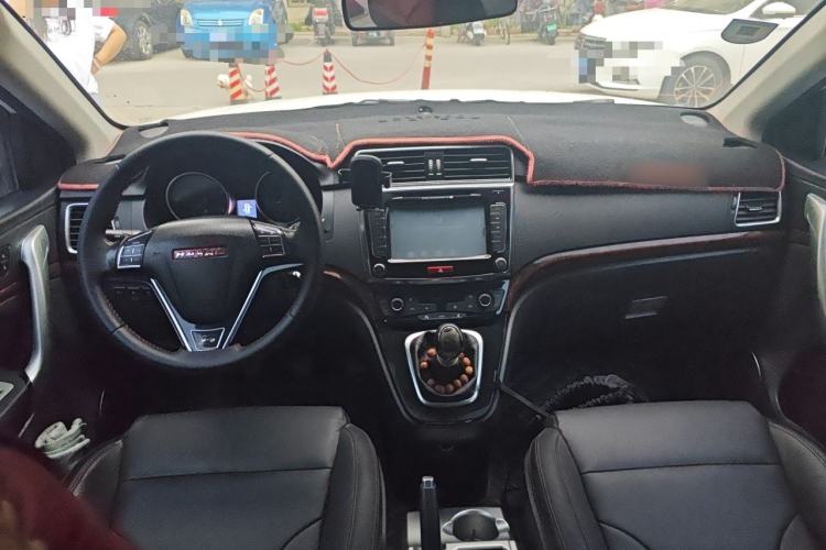Used Haval H6 2014 Sport Version 1.5T Manual Two-Wheel Drive Elite Edition Center Console