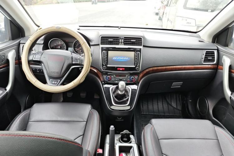 Used Haval H6 2014 Sport Version 1.5T Manual Two-Wheel Drive Elite Edition Center Console