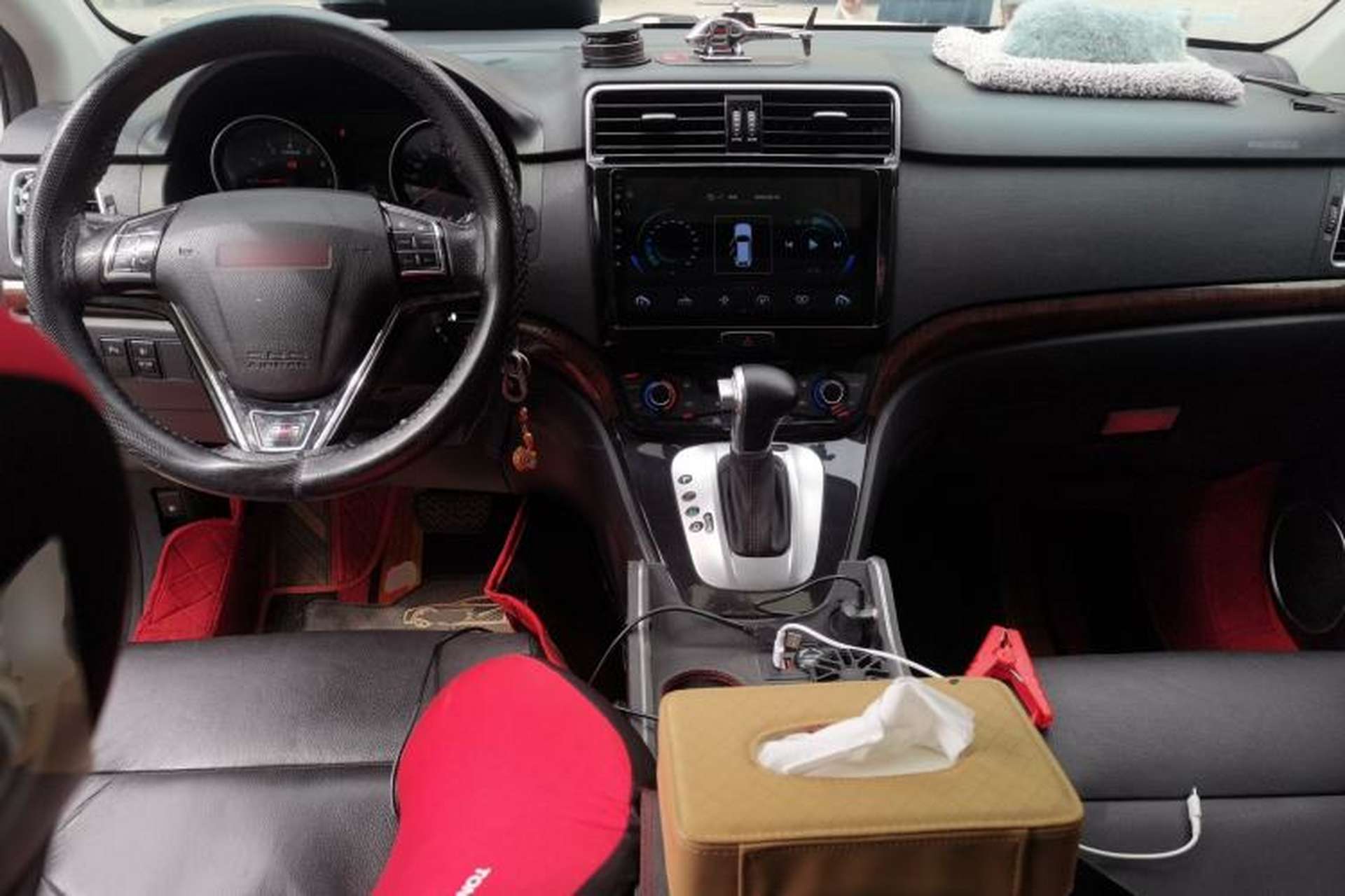 Used Haval H6 2014 Sport Edition 2.4L Automatic Elite Model Center Console