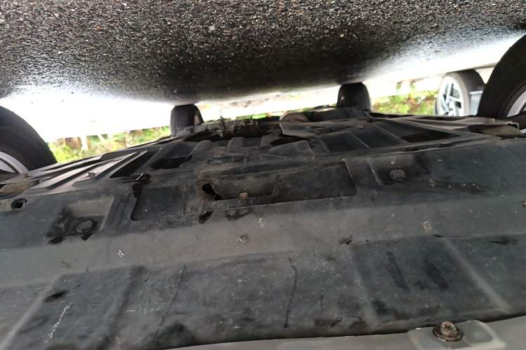 Used Haval H6 2014 Sport Version 1.5T Manual Two-Wheel Drive Elite Edition Chassis Front