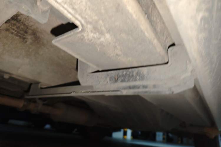 Used Haval H6 2014 Sports Edition 2.4L Automatic Prestige Model Chassis Front Left