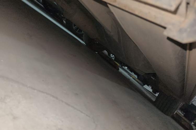 Used Haval H6 2014 Sport Version 1.5T Manual Two-Wheel Drive Elite Edition Chassis Front Left