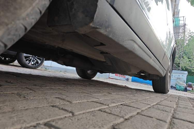 Used Haval H6 2014 Sport Version 1.5T Manual Two-Wheel Drive Elite Edition Chassis Front Left