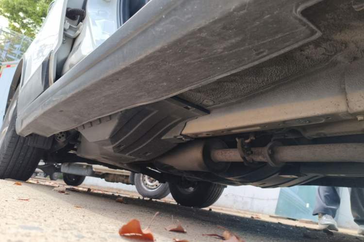 Used Haval H6 2014 Sport Version 1.5T Manual Two-Wheel Drive Elite Edition Chassis Front Right