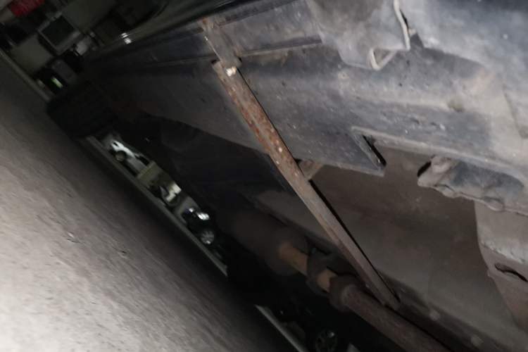 Used Haval H6 2014 Sport Version 1.5T Manual Two-Wheel Drive Elite Edition Chassis Front Right
