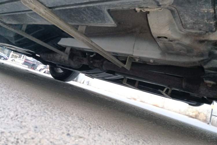 Used Haval H6 2014 Sport Version 1.5T Manual Two-Wheel Drive Elite Edition Chassis Front Right