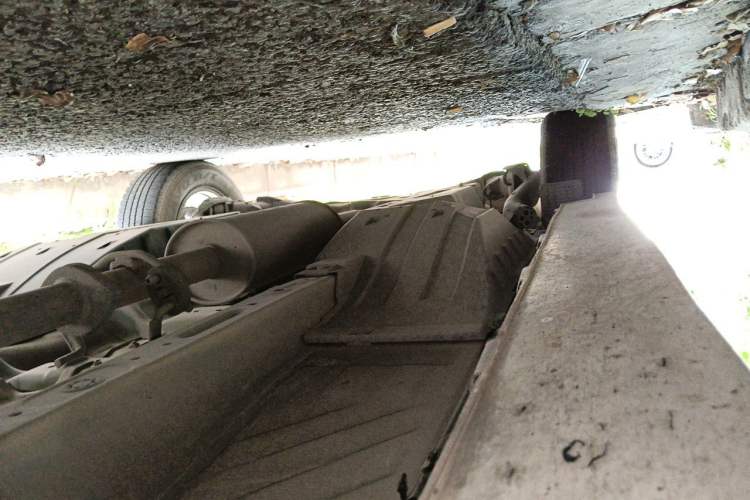Used Haval H6 2014 Upgraded Model 1.5T Manual Two-Wheel Drive Elite Version Chassis Front Right