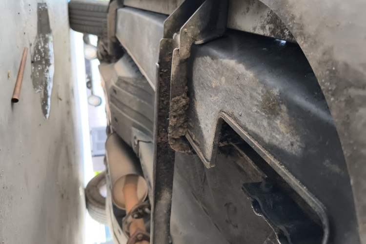 Used Haval H6 2014 Sport Version 1.5T Manual Two-Wheel Drive Elite Edition Chassis Front Right