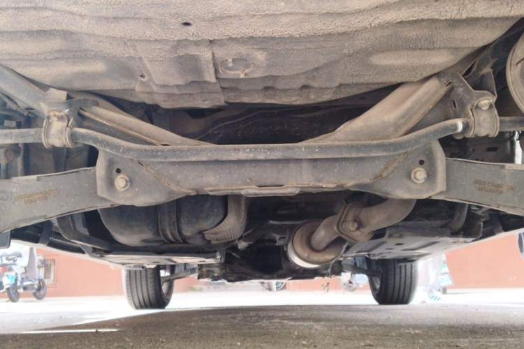 Used Haval H6 2014 Sport Version 1.5T Manual Two-Wheel Drive Elite Edition Chassis Rear