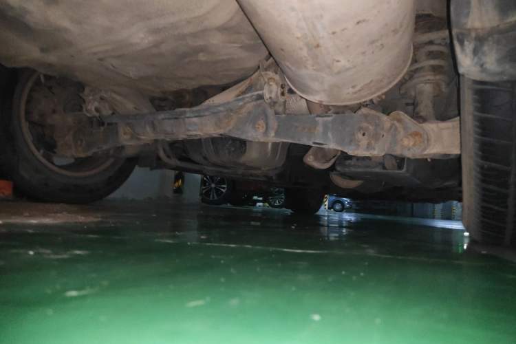 Used Haval H6 2014 Sport Version 1.5T Manual Two-Wheel Drive Elite Edition Chassis Rear Right