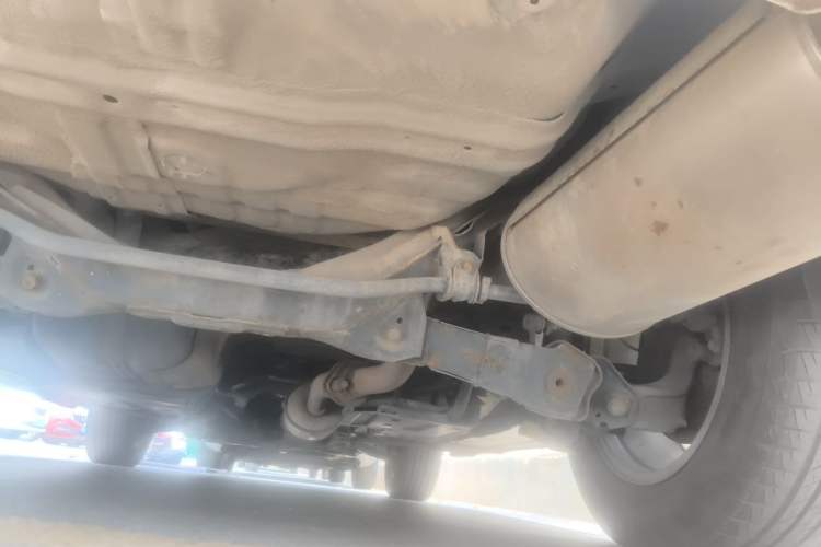 Used Haval H6 2014 Upgraded Model 1.5T Manual Two-Wheel Drive Elite Version Chassis Rear Right