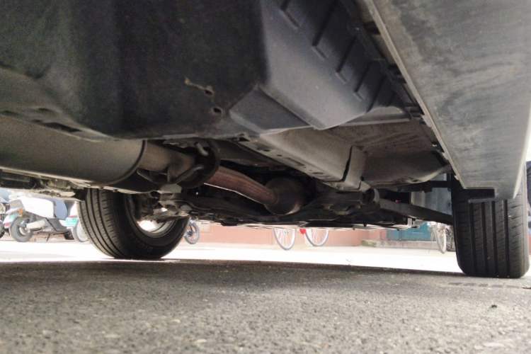 Used Haval H6 2014 Sport Version 1.5T Manual Two-Wheel Drive Elite Edition Chassis Rear Right