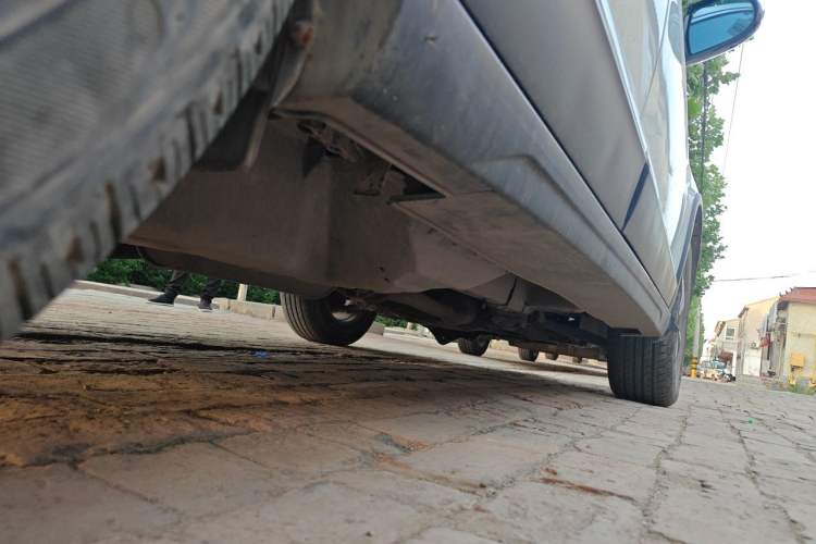 Used Haval H6 2014 Sport Version 1.5T Manual Two-Wheel Drive Elite Edition Chassis Rear Right
