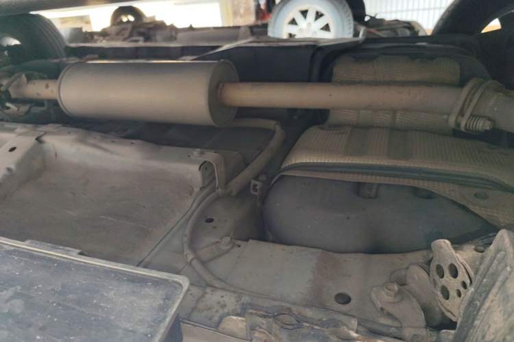 Used Haval H6 2014 Sport Edition 2.0T Diesel Manual Two-Wheel Drive Prestige Model Chassis Rear Right