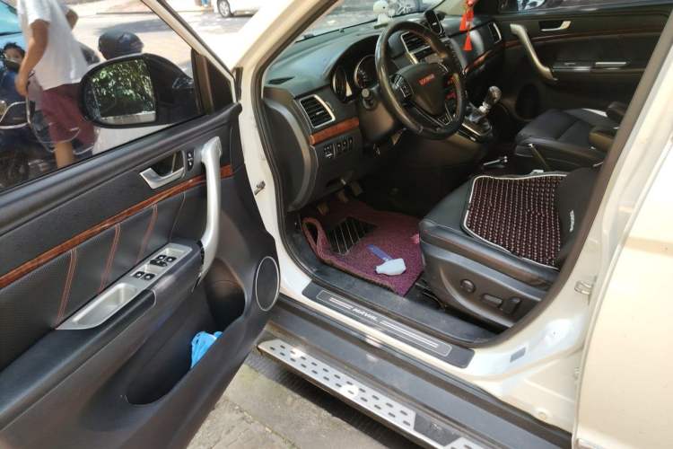 Used Haval H6 2014 Sport Version 1.5T Manual Two-Wheel Drive Elite Edition Driver Seat