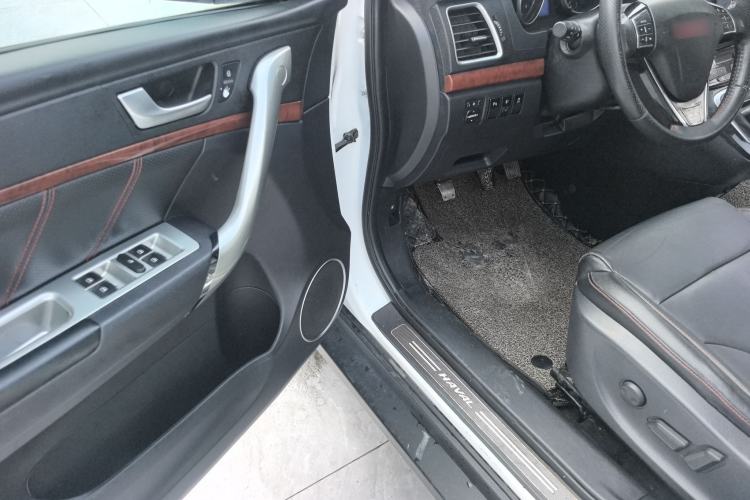 Used Haval H6 2014 Sport Version 1.5T Manual Two-Wheel Drive Elite Edition Driver Seat