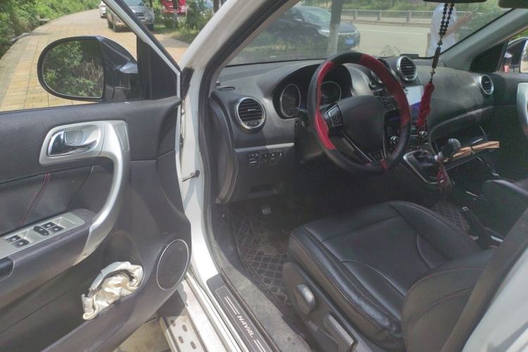 Used Haval H6 2014 Upgraded Model 1.5T Manual 4x4 Elite Version Driver Seat