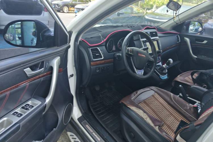 Used Haval H6 2014 Sport Version 1.5T Manual Two-Wheel Drive Elite Edition Driver Seat