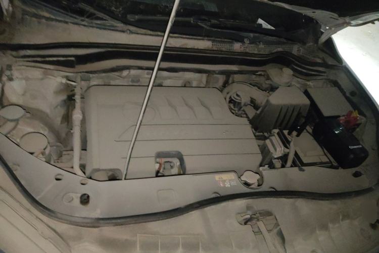 Used Haval H6 2014 Sport Edition 1.5T Manual 4x4 Elite Model Engine Bay