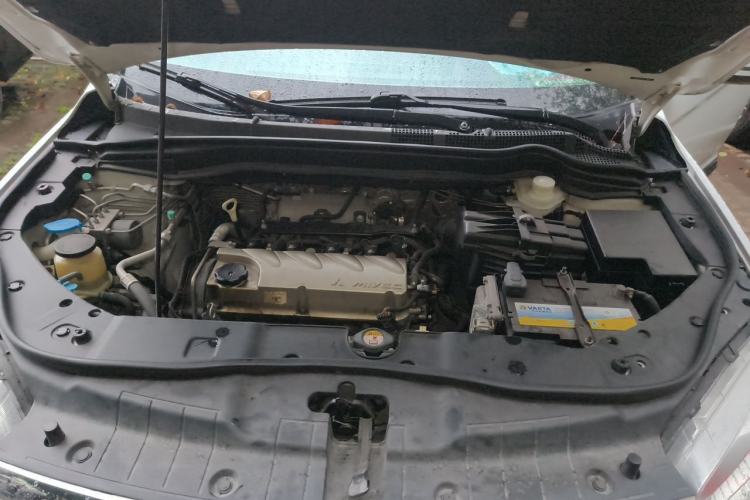 Used Haval H6 2014 Sport Edition 2.4L Automatic Elite Model Engine Bay