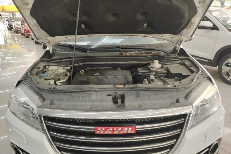Used Haval H6 2014 Sports Edition 2.4L Automatic Prestige Model Engine Bay