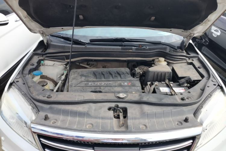 Used Haval H6 2014 Sport Version 1.5T Manual Two-Wheel Drive Elite Edition Engine Bay
