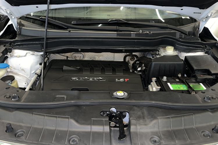 Used Haval H6 2014 Sport Version 1.5T Manual Two-Wheel Drive Elite Edition Engine Bay