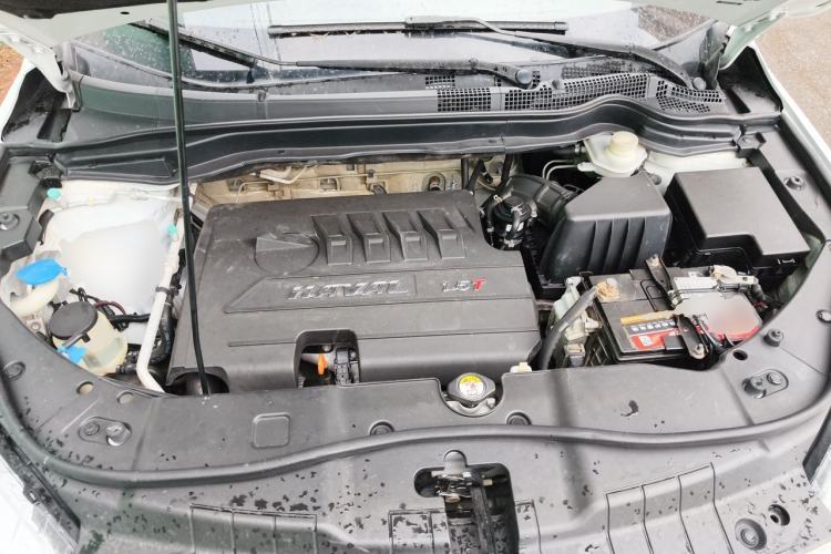 Used Haval H6 2014 Sport Version 1.5T Manual Two-Wheel Drive Elite Edition Engine Bay