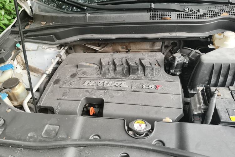 Used Haval H6 2014 Sport Version 1.5T Manual Two-Wheel Drive Elite Edition Engine Bay
