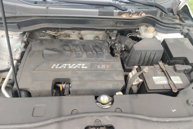 Used Haval H6 2014 Sport Version 1.5T Manual Two-Wheel Drive Elite Edition Engine Bay