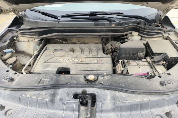 Used Haval H6 2014 Sport Version 1.5T Manual Two-Wheel Drive Elite Edition Engine Bay