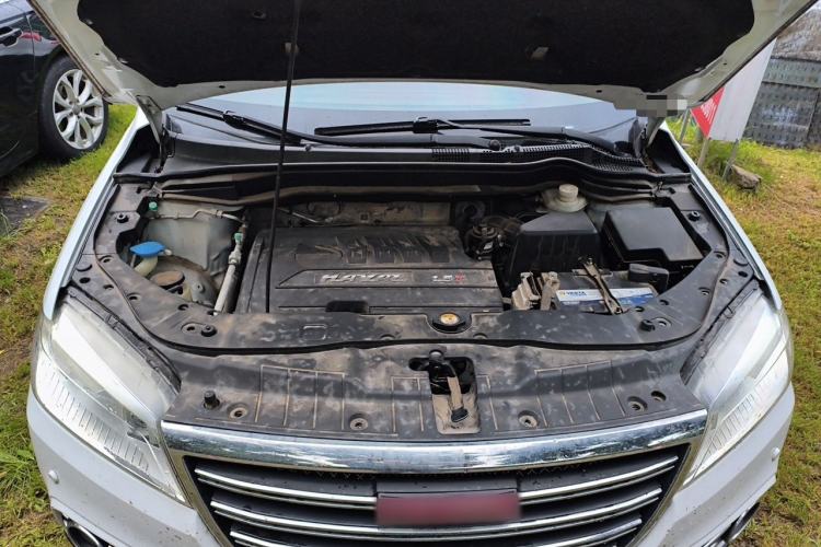 Used Haval H6 2014 Sport Version 1.5T Manual Two-Wheel Drive Elite Edition Engine Bay