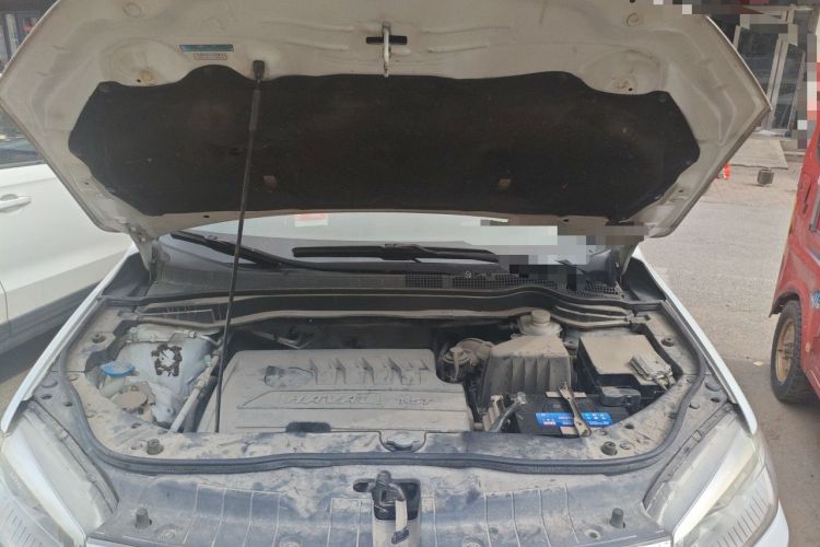 Used Haval H6 2014 Sport Version 1.5T Manual Two-Wheel Drive Elite Edition Engine Bay