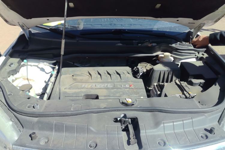 Used Haval H6 2014 Sport Version 1.5T Manual Two-Wheel Drive Elite Edition Engine Bay