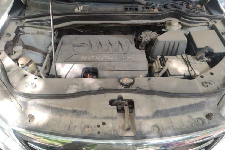 Used Haval H6 2014 Sport Version 1.5T Manual Two-Wheel Drive Elite Edition Engine Bay