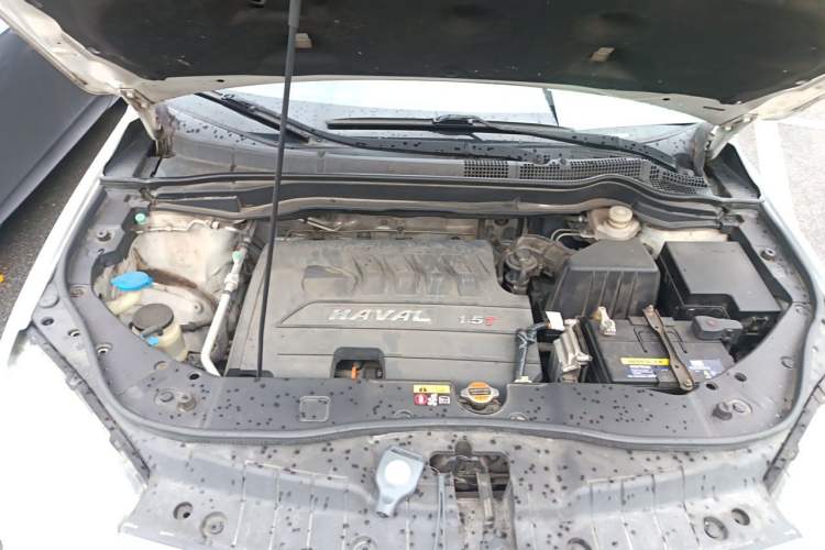 Used Haval H6 2014 Sport Version 1.5T Manual Two-Wheel Drive Elite Edition Engine Bay