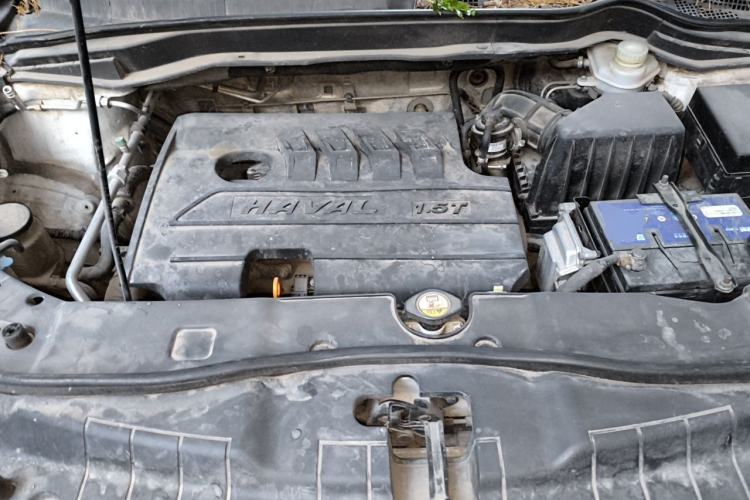 Used Haval H6 2014 Sport Version 1.5T Manual Two-Wheel Drive Elite Edition Engine Bay