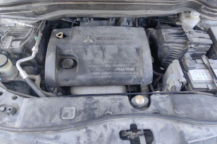 Used Haval H6 2014 Sport Edition 2.4L Automatic Elite Model Engine Bay